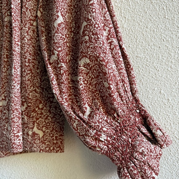 DÔEN Amoret smocked cotton top in the "Prancing Fawn" Size Small - Picture 5 of 9